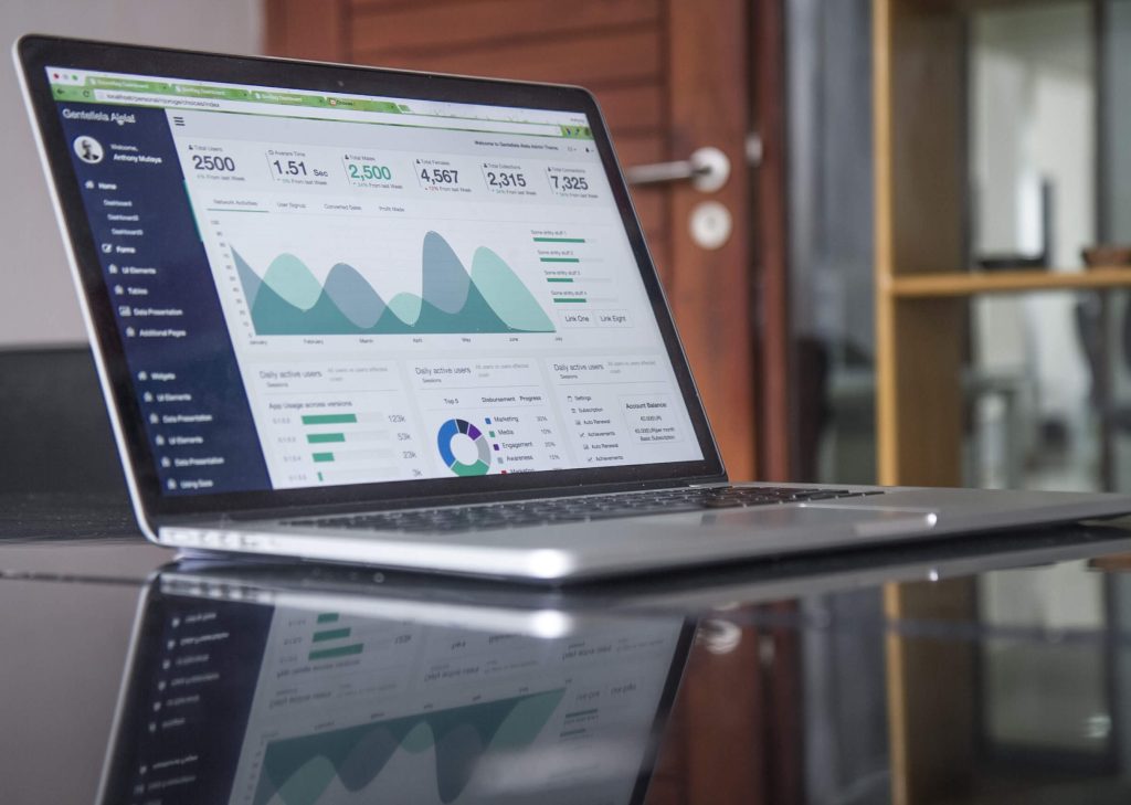 Dashboarding and Data Visualization for Sales Teams